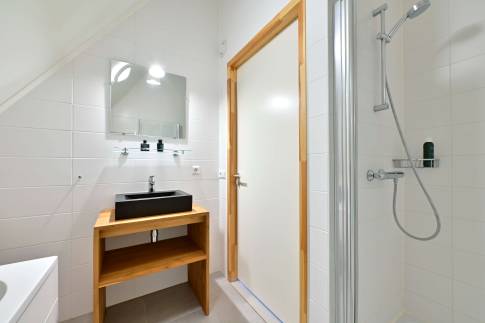 The Badkamer of Type 2L - nr. 19 in Landal De Reeuwijkse Plassen