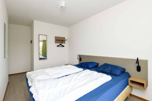 The Slaapkamer 1 of Type 8E3 - nr. 635 in Landal Esonstad