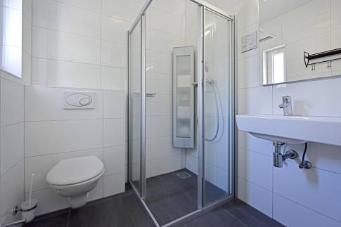 The Badkamer 1 of nr. 290 - type Luxe Villa 4 in Resort Arcen