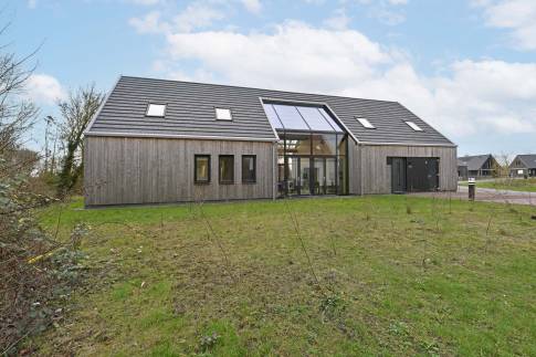 The Tuin of Type Vloedschuur - nr. 60 in Dormio Resort Nieuwvliet-Bad