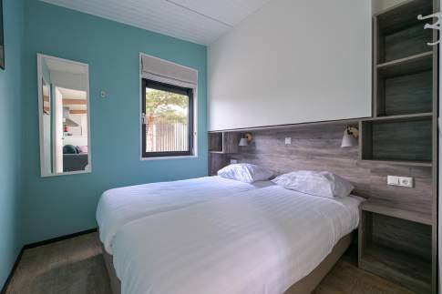 The Slaapkamer 1 of nr. 021 - type Oerd Family in Landal Ameland