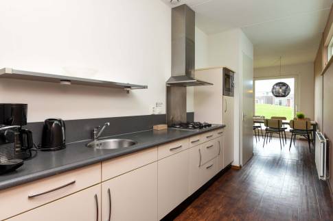 The Keuken of Type 8E3 - nr. 635 in Landal Esonstad