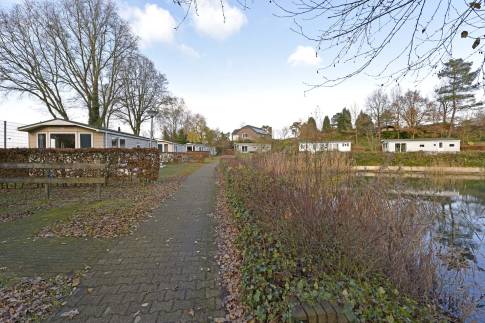 The Buiten of Type Buitenverblijf Comfort 5 - nr. 350 in Resort Arcen