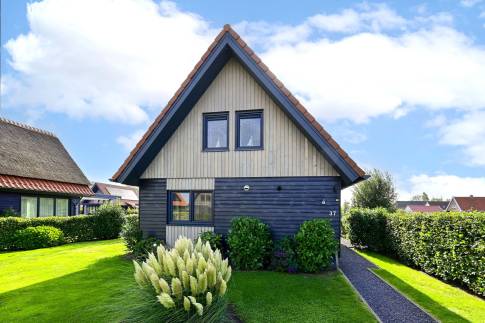 The Buiten of Type Watervilla 6A - nr. 37 in Waterstaete Ossenzijl