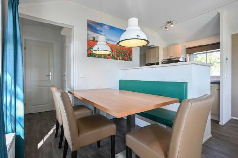 The Eetkamer of Type Oever Stern - nr. 34 in Vakantiepark Giethoorn