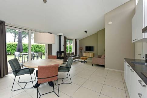 The Eetkamer of Type Luxe Villa 4 - nr. 274 in Resort Arcen