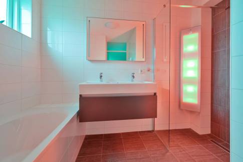 The Badkamer 1 of Type 8L1 - nr. 258 in Landal Beach Resort Ooghduyne