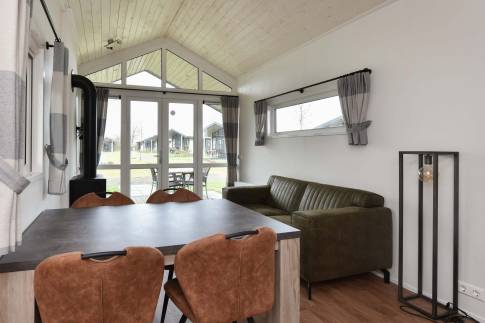 The Woonkamer of Type Tiny House - nr. 513 in Recreatiepark De Tolplas