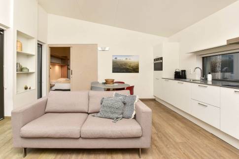 The Woonkamer of Type Suite Lodge A - nr. 15 in Park De Zeegser Duinen