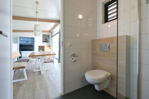 The Badkamer of nr. 021 - type Oerd Family in Landal Ameland