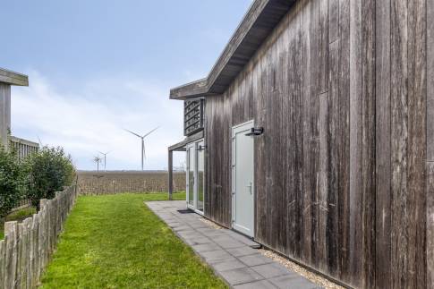 The Buiten of nr. 65 - type Bungalow 6A in Landal Beach Resort en Water Village