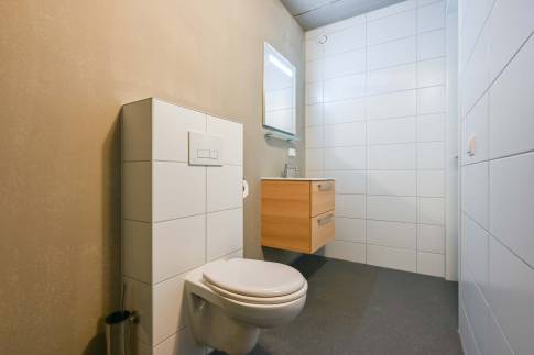 The Badkamer 2 of Type Hillside Family 6 - nr. 177 in Landal Gulpen