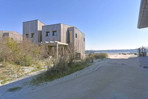 The Buiten of Type Studio Deluxe Landzijde 2p - nr. 2a in Beach Resort Punt West