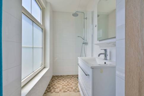 The Badkamer 1 of Type Speeltoren - nr. 365 in Resort Poort van Amsterdam