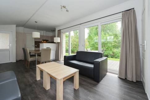 The Woonkamer of nr. 032 - type Reiger in Vakantiepark Giethoorn