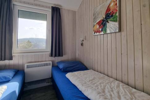 The Slaapkamer 2 of Type Eifel Comfort 6 - nr. 90 in Eifelpark Kronenburger See