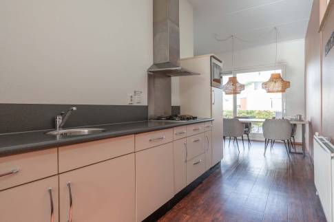 The Keuken of Type 4L2 - nr. 604 in Landal Esonstad