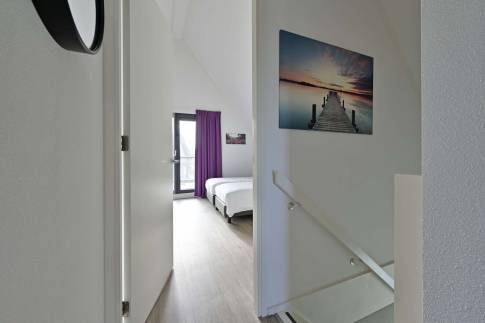 The Overloop of Type Watervilla 6A - nr. 37 in Waterstaete Ossenzijl