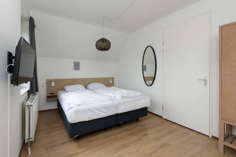 The Slaapkamer 1 of Type 4L1 - nr. 339 in Landal Esonstad