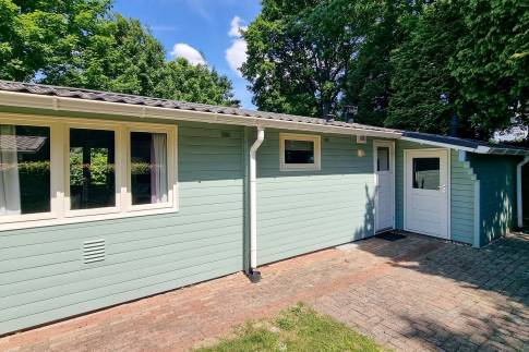 The Tuin of Type Buitenverblijf Wellness 4 - nr. 319 in Resort Arcen