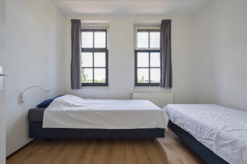 The Slaapkamer 1 of Type 8E2 - nr. 331 in Landal Esonstad