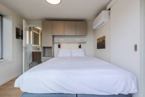 The Slaapkamer 1 of Type Bellevue Loft Outdoor - 4-6BE2 in Landal Namur Nature