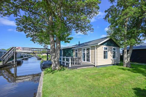 The Tuin of Type Oever Stern - nr. 34 in Vakantiepark Giethoorn