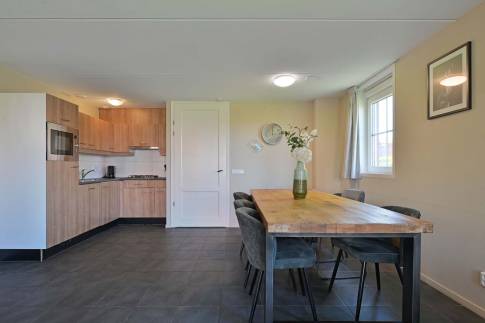 The Eetkamer of Type Waterland 6 - nr. 162 in Vakantiepark De Beemster