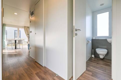 The Toilet of Type Berghem Chalet - nr. 17 in EuroParcs Gulperberg