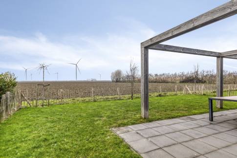 The Tuin of nr. 65 - type Bungalow 6A in Landal Beach Resort en Water Village