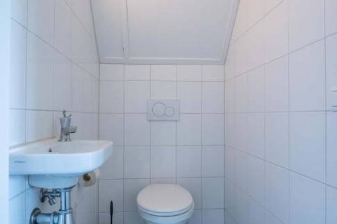 The Toilet of nr. 1082 - type 6C3 in Landal Waterparc Veluwemeer