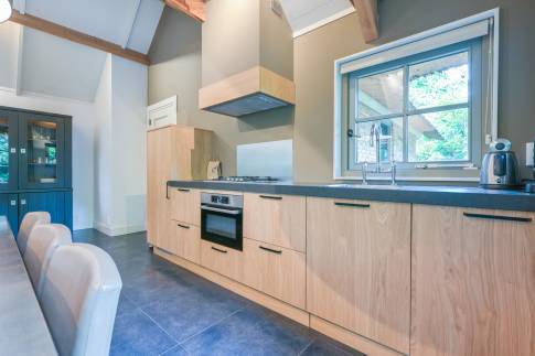 The Keuken of nr. V1 - type Boerderij Villa in Bospark Vlindervallei