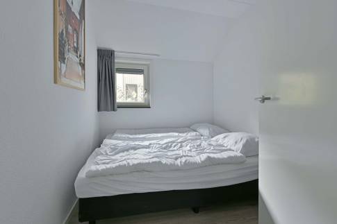 The Slaapkamer 1 of nr. 38 Ponybos - type Het Geheim van Otterlo 8P in EuroParcs De Zanding