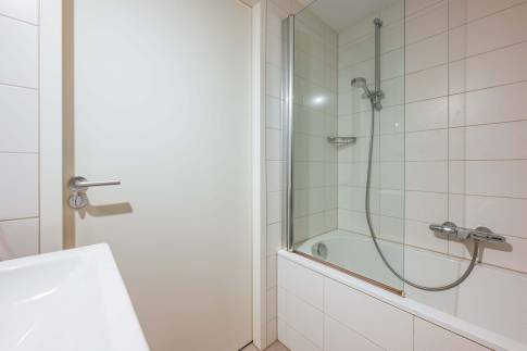 The Badkamer 2 of Type 6C1 - nr. 173 in Landal De Reeuwijkse Plassen