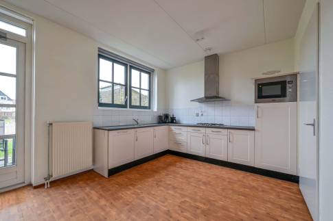 The Keuken of Type 10F1 - nr. 408 in Landal Esonstad