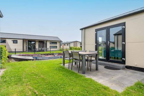 The Buiten of Type Meerkoet - nr. 79 in Vakantiepark Giethoorn