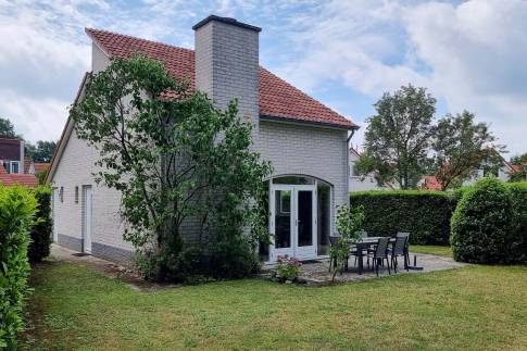 The Tuin of Type Comfort Villa 6 - nr. 49 in Resort Arcen