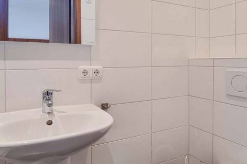 The Badkamer 2 of Type Landhaus 6 Luxe - nr. 35 in Eifelpark Kronenburger See