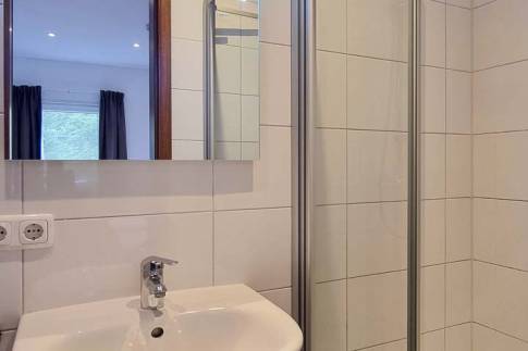 The Badkamer 1 of Type Landhaus 6 Luxe - nr. 35 in Eifelpark Kronenburger See