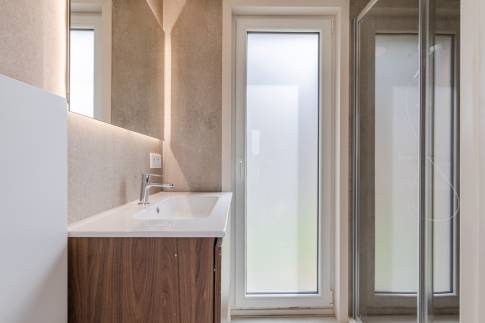The Badkamer 1 of Type Bellevue Loft Outdoor - 4-6BE2 in Landal Namur Nature