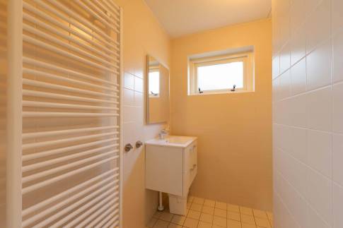 The Badkamer of Type Bosvilla Comfort 6-7 - nr. 16 Moerbei in Landal Bungalowpark Hoenderloo