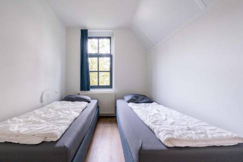 The Slaapkamer 3 of Type 6D2 - nr. 103 in Landal Esonstad