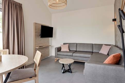 The Woonkamer of Type Strandlodge 4 in Vakantiepark Boomhiemke