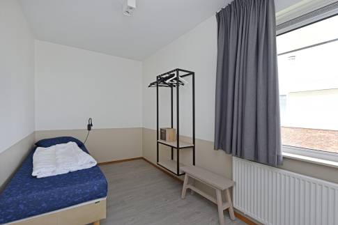 The Slaapkamer 3 of Type 4L2 - nr. 602 in Landal Esonstad