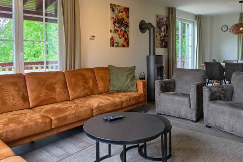 The Woonkamer of nr. 146 - type Astoria Luxe 8 in Eifelpark Kronenburger See