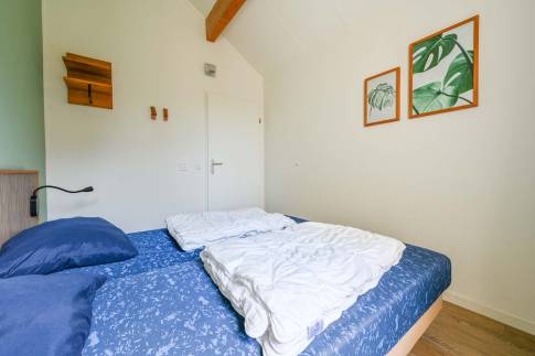 The Slaapkamer 2 of Type 6C1 - nr. 94 in Landal Beach Resort Ooghduyne