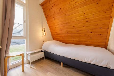 The Slaapkamer 2 of Type Comfort Classic - nr. 002 Anijs in Landal Bungalowpark Hoenderloo