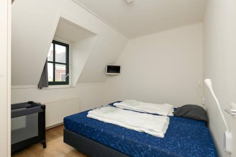 The Slaapkamer 4 of Type 8CK1 - nr. 114 in Landal Esonstad