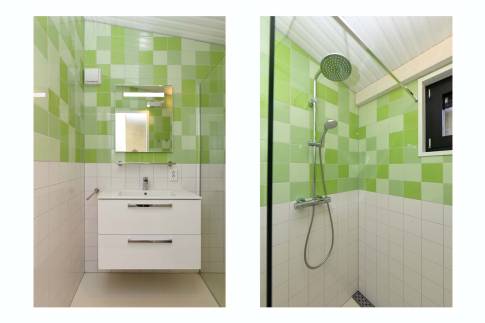 The Badkamer 2 of Type Farmland Family 6 - nr. 99 in Roompot Callantsoog