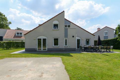 The Buiten of Type Comfort Villa 12 - nr. 185-186 in Resort Arcen